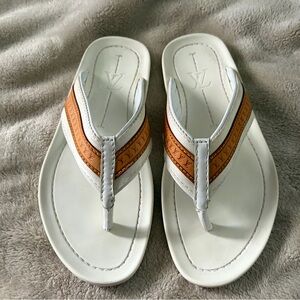 Louis Vuitton White Leather Thong Sandals with Tan Trim